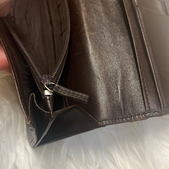 Authentic vintage Gucci monogram long wallet - Picture 8 of 14